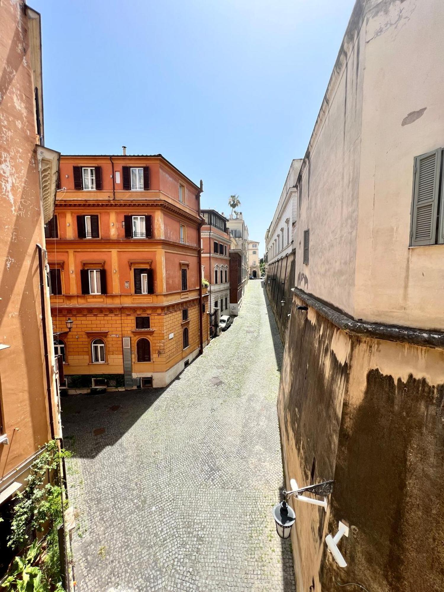 Quirinale In Appartamento *